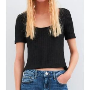 LAST CHANCE!! Zara ribbed boatneck tee size M